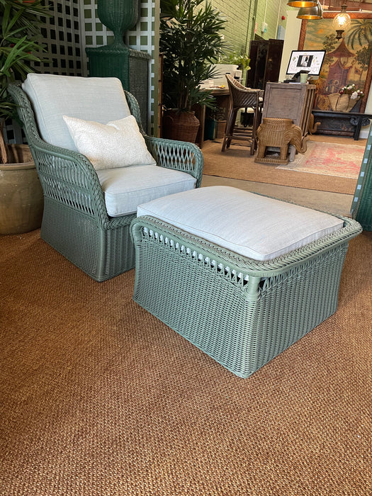 Kitts Outdoor Ottoman in Caribbean Green