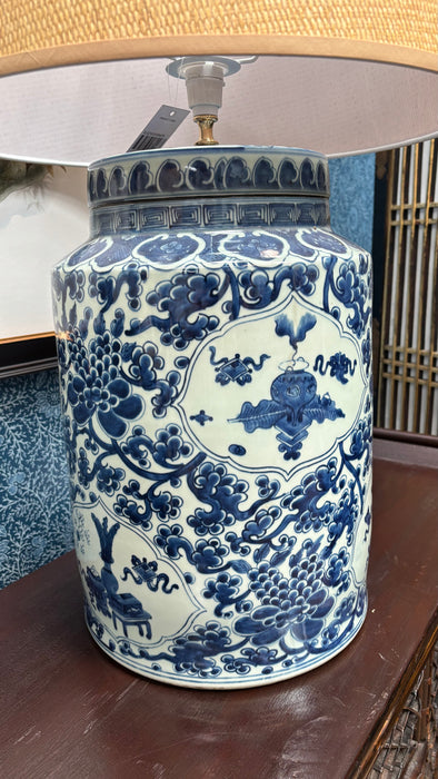 Substantial Vintage Chinoiserie Blue and White Drum Lamp (Pair available)