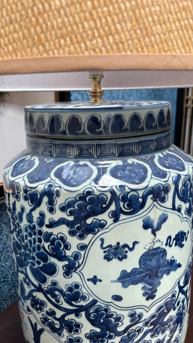 Substantial Vintage Chinoiserie Blue and White Drum Lamp (Pair available)