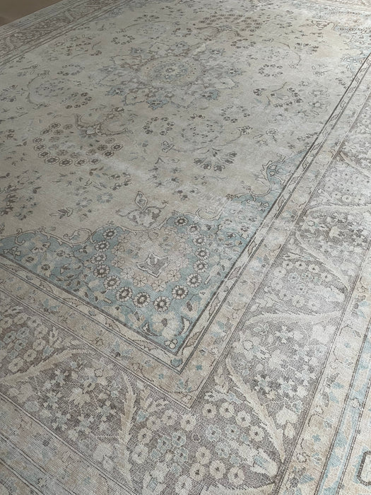 Vintage Persian Kerman Wool Rug - Aqua Blue and Beige -  290 x 389cm