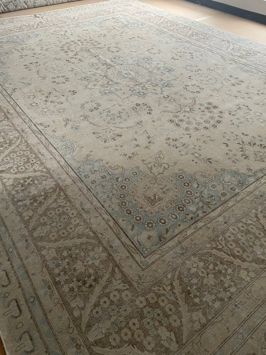 Vintage Persian Kerman Wool Rug - Aqua Blue and Beige -  290 x 389cm