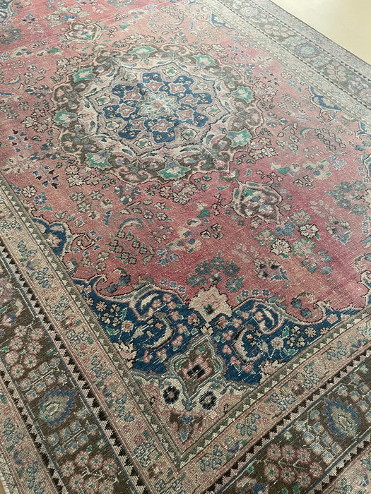 Vintage Persian Tabriz Wool Rug - Pink, Indigo and Aquamarine - 195 x 274cm