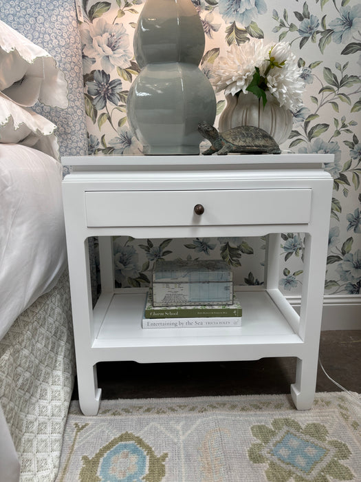 Xavier Furniture Tradewinds Bedside Table - White