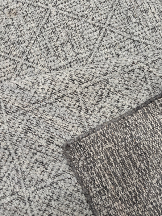 Panier Super-Soft Luxe Hand-Woven Boucle Rug - Dove/Slate