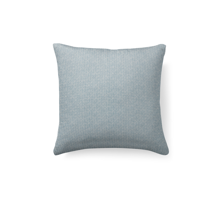 Petit Panier Sapphire cushion